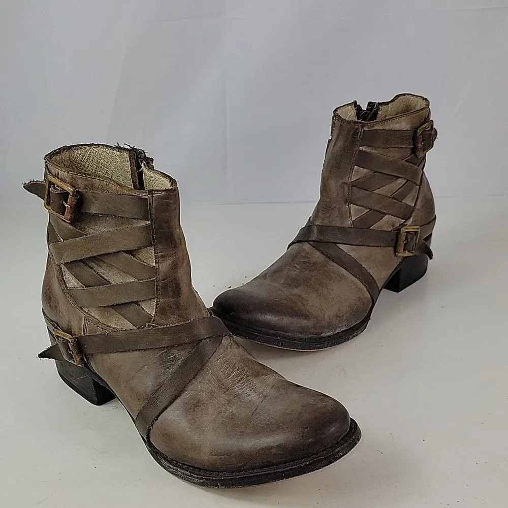Freebird‎ By Steven Sammi Brown Leather Ankle Boots